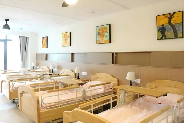 阿娇一个人独居北京3居室，自称比香港要便宜
